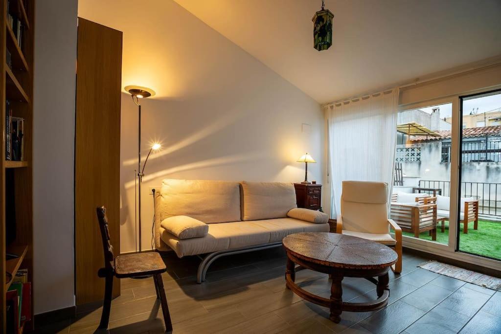 Apartament El Castuo Centro Historico Con Parking Caces Zewnętrze zdjęcie
